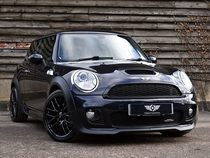 MINI 1.6 Cooper S Auto Chili Low Mileage **RESERVED**