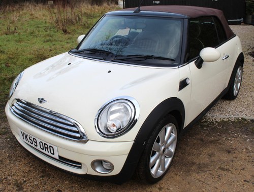 2009 59 Mini Cooper Convertible 58000 , FSH , 2 Owners SOLD