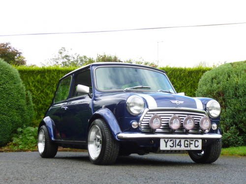 2001 Outstanding Mini Cooper Sport On Just 10900 Miles From New! VENDUTO