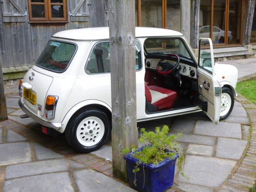 2000 Old English White Mini Seven On Just 22800 Miles From New VENDUTO