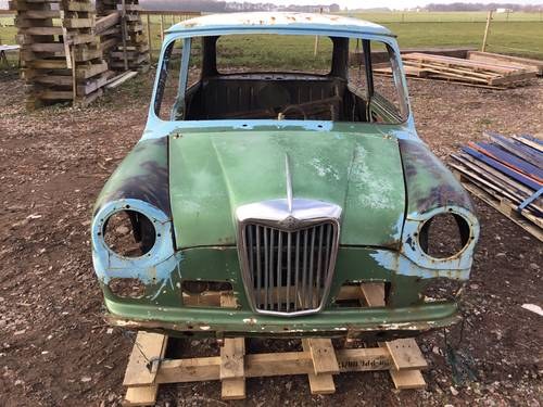 1969 Riley Elf shell and parts For Sale