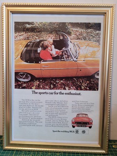 1973 Original 1970 MGB Framed Advert In vendita