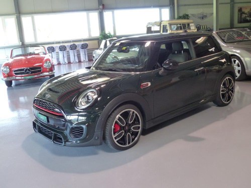 2019 Mini Cooper Works 231 PS in Vollausstattung For Sale