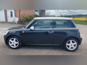 2008 Beautiful Mini Cooper D - Performance With Economy For Sale (picture 7 of 11)