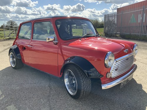 1969 Z Cars Classic Mini Restomod Hayabusa Power / Quaife Drive A vendre