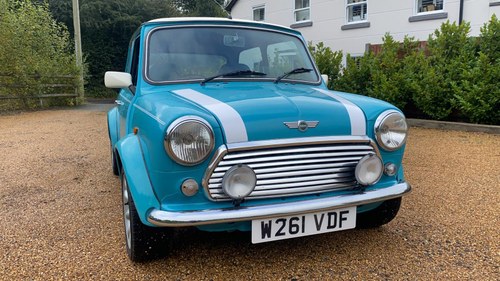 2000 Stunning Mini Cooper Sportspack in Surf Blue For Sale