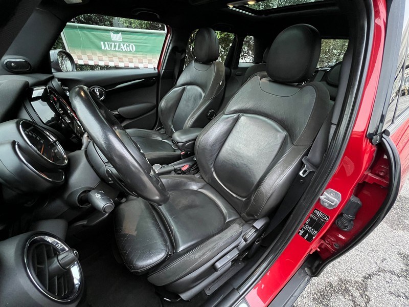 2015 Mini Hatchback - 7
