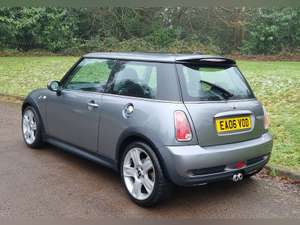 2006 MINI COOPER S R53 - LOW MILES - CHILLI PACK + LSD + PAN ROOF For Sale (picture 3 of 11)
