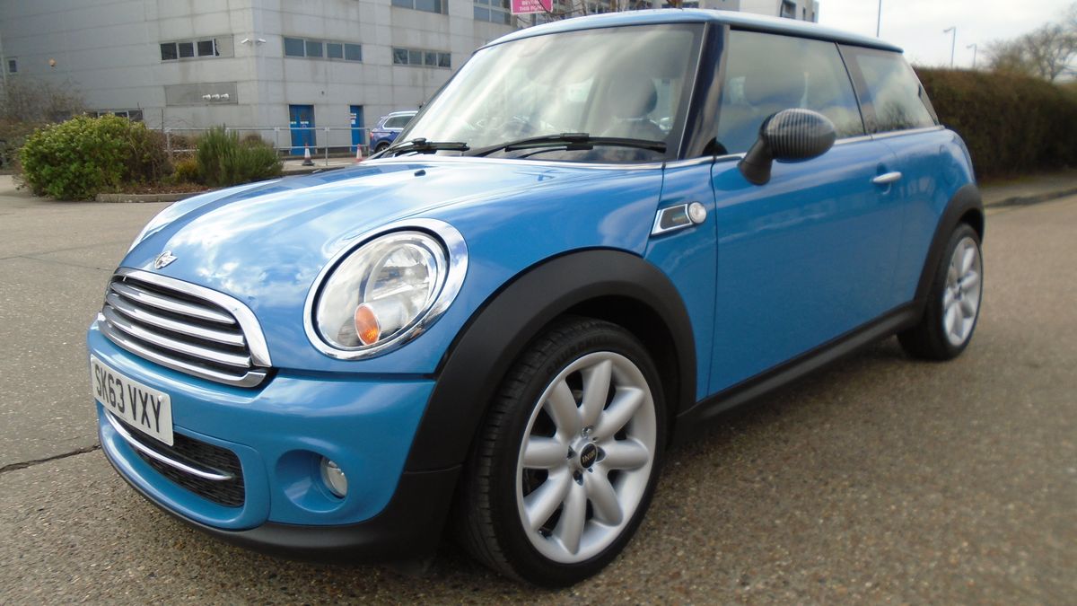 2013 Mini Hatchback Blue Manual, 6 speed Right Hand Drive in ...