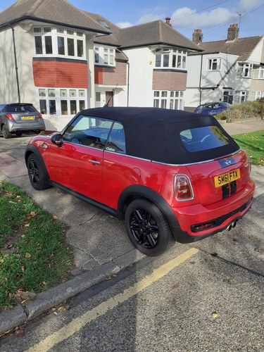Late 2011 Mini Cooper S, convertible, 185bhp. For Sale