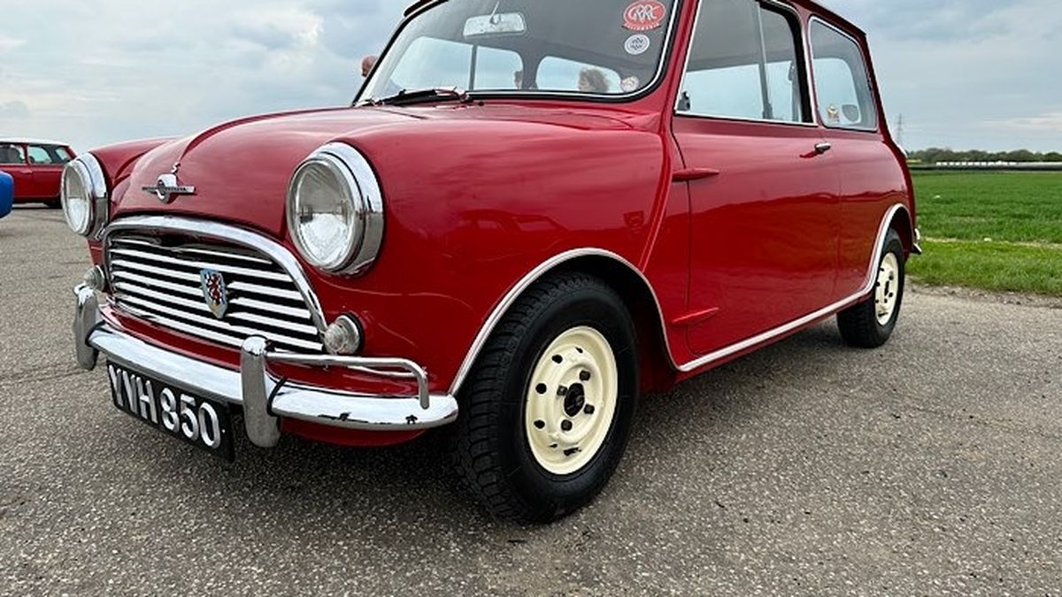 Mini 1071 1963 Mini Morris Cooper S 1071 Red Manual, 4 speed Right Hand Drive in ...