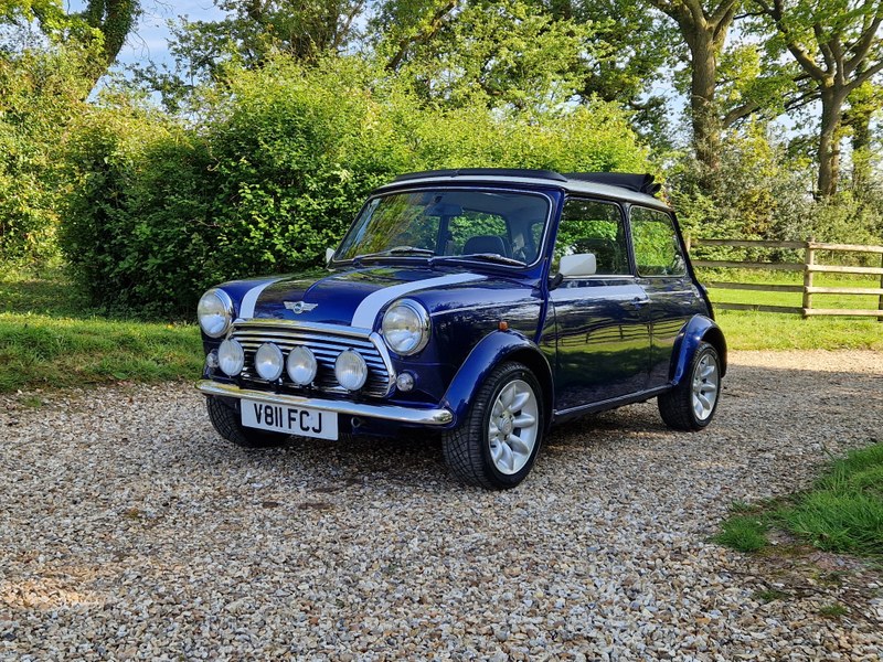 Outstanding Mini Cooper Sport On Just 29900 Miles From New!