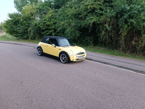 2004 Mini Convertible R52 Cooper