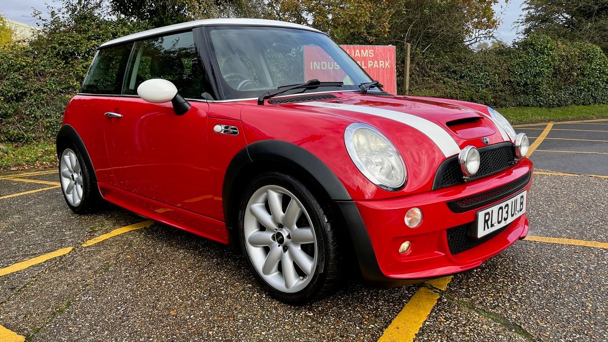 Mini Hatcback 2003 Mini Hatchback Red Manual, 5 speed Right Hand Drive in United ...