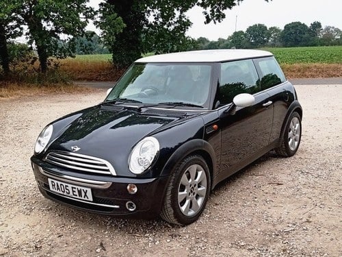 2005 Mini Hatchback R50 Cooper