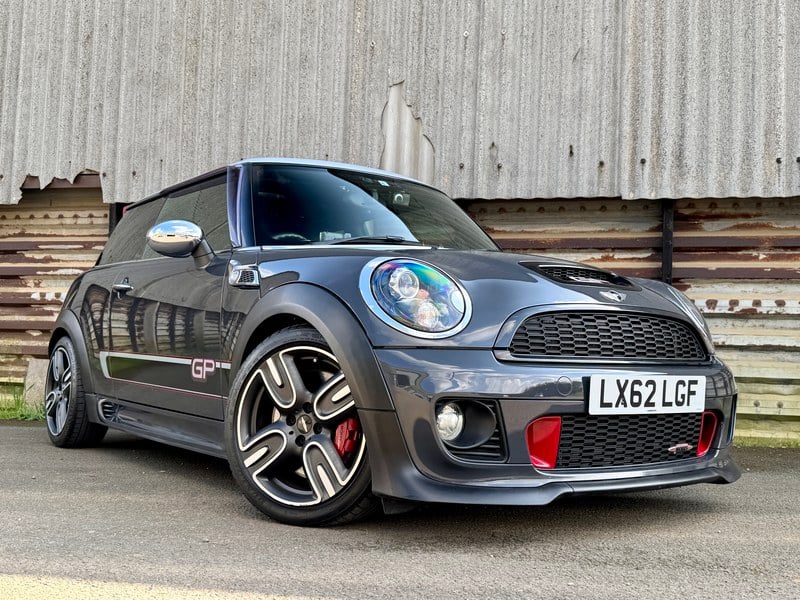 Rapid Classics: Eine Suche. Alle Oldtimer. 20 » Rapid Classics: Eine Suche. Alle Oldtimer. MINI JCW GP2 - Incredible condition throughout