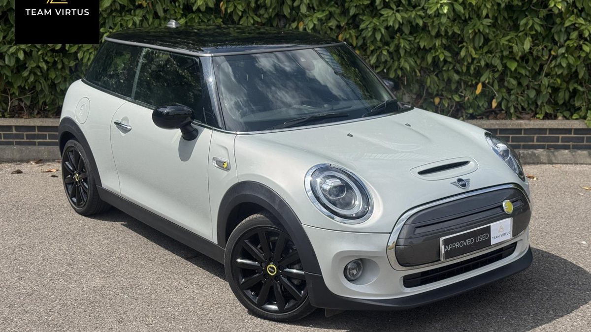 Silver Mini 2020 Mini Hatchback Silver Automatic Right Hand Drive in United Kingdom ...