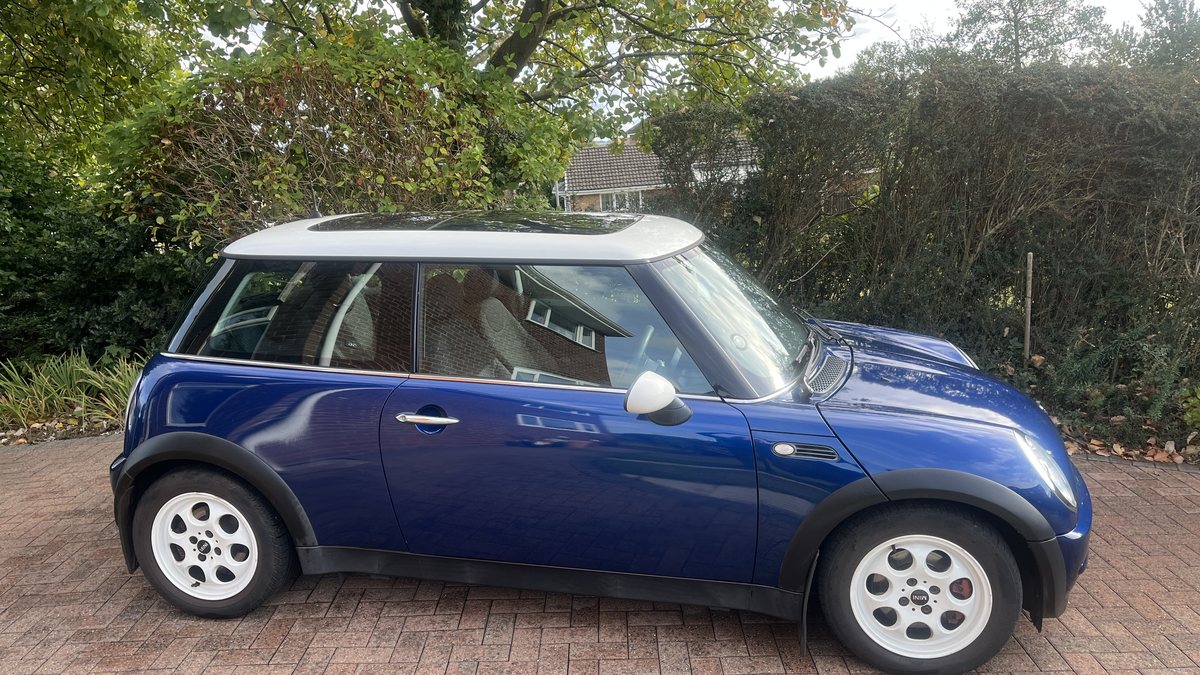 Mini Hatcback 2004 Mini Hatchback Dark blue Manual, 5 speed Right Hand Drive in ...