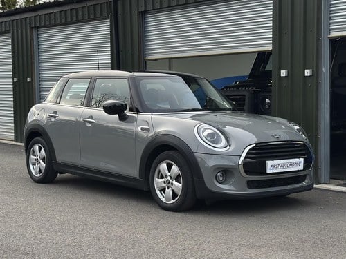 2019 MINI Hatch 1.5 Cooper Classic Hatchback 5dr Petrol Manual Eu VENDIDO