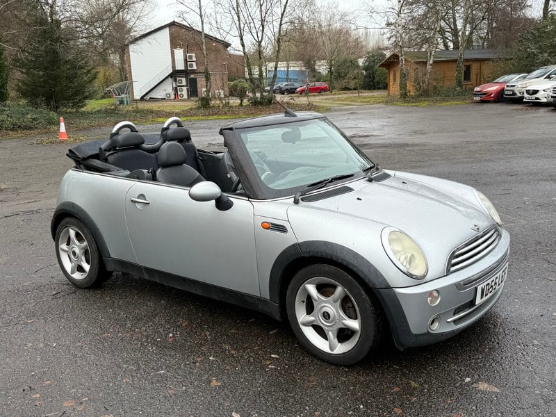 2005 Mini Convertible - 2 2005 Mini Convertible - 2
