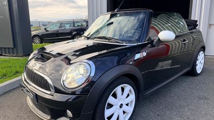 Mini Convertible R57