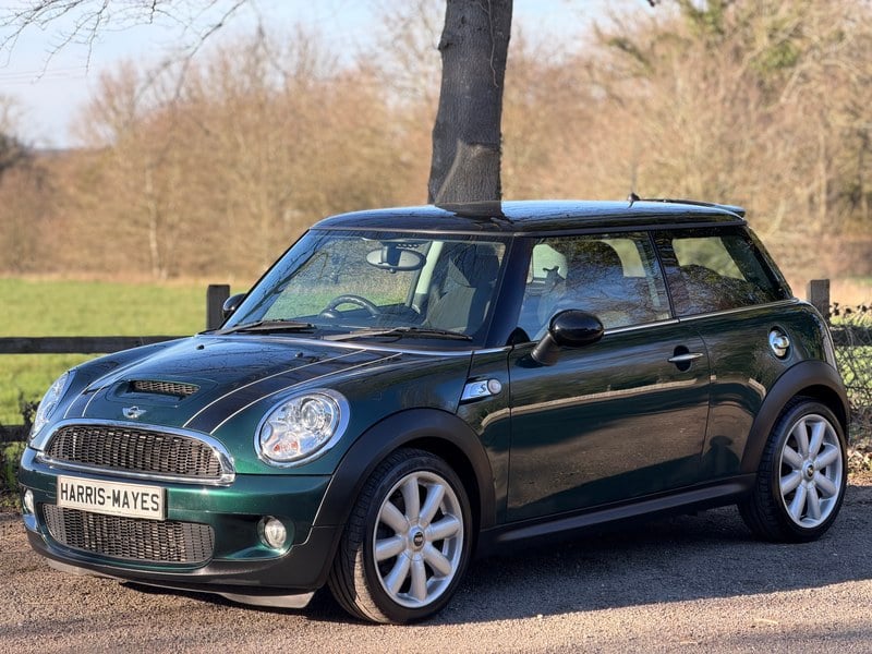 2008 Mini Hatchback - 1 2008 Mini Hatchback - 1
