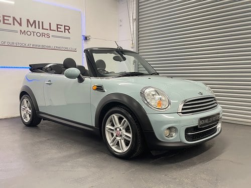2012 Mini Convertible Cooper D SÅLD