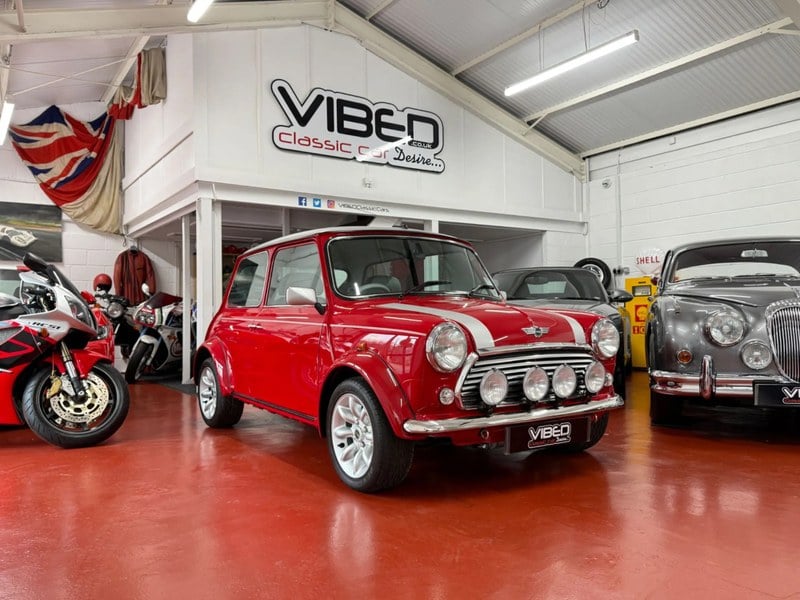 2000 Mini Classic - 1 2000 Mini Classic - 1