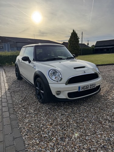 2011 Mini Hatchback R56 Cooper S, N18, Chili Pack, 2 Owners