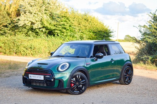 2022 Mini Cooper JCW 2.0L Petrol Manual SÅLD
