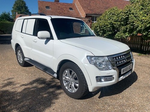 **OCTOBER ENTRY** 2015 Mitsubishi Shogun For Sale by Auction