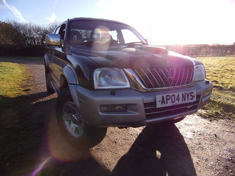 Mitsubishi L200 2.5TD 4Life 4x4 D/C (139568 miles)