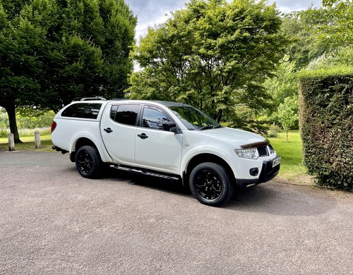 2013 Stunning! Mitsubishi l200 barbarian black ed! 79k! Kaufen Bei
