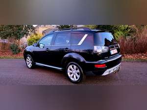 2010 LHD Mitsubishi Outlander 2.2 DI-D, 7 Seater, LEFT HAND DRIVE For Sale (picture 3 of 12)