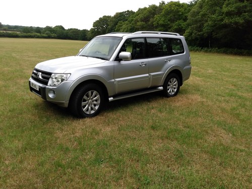 2011 Mitsubishi Shogun For Sale