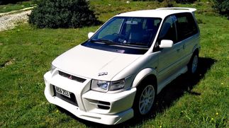 Picture of 1997 Mitsubishi rvr hyper R