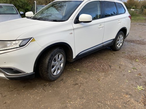 2016 Mitsubishi Outlander £4150 Ovno