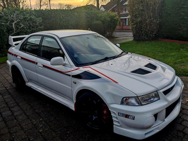 2006 Mitsubishi Lancer Evolution White Automatic, 6 speed Right Hand ...