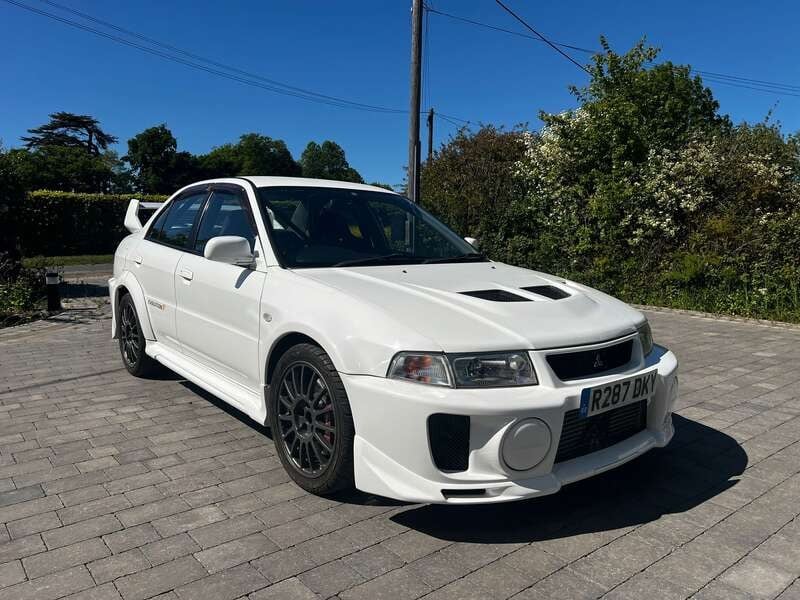 Rapid Classics: Eine Suche. Alle Oldtimer. 29 » Rapid Classics: Eine Suche. Alle Oldtimer. 1998 Mitsubishi Lancer Evolution V GSR - Just 25,909km
