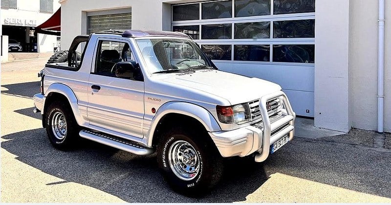 1993 Mitsubishi Pajero - 1 1993 Mitsubishi Pajero - 1