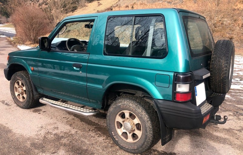 1998 Mitsubishi Montero - 2 1998 Mitsubishi Montero - 2