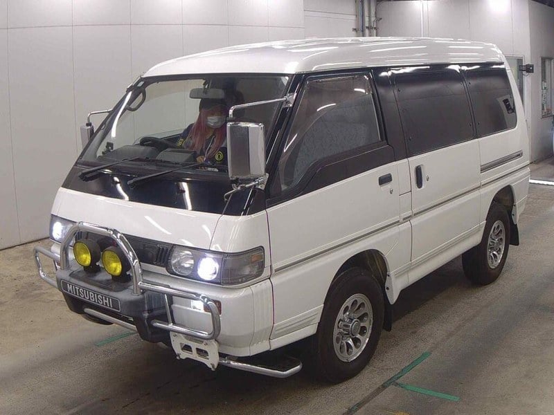 1997 Mitsubishi Delica - 2 1997 Mitsubishi Delica - 2