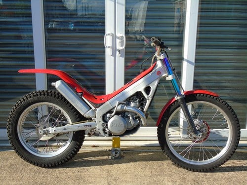 2001 Montesa Honda Cota 315 31R 2 Stroke 249cc Trials Bike Kaufen Bei