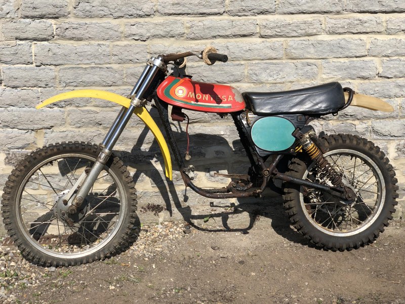 Montesa Motocross Bike with an engine (removed) 31/05/2022