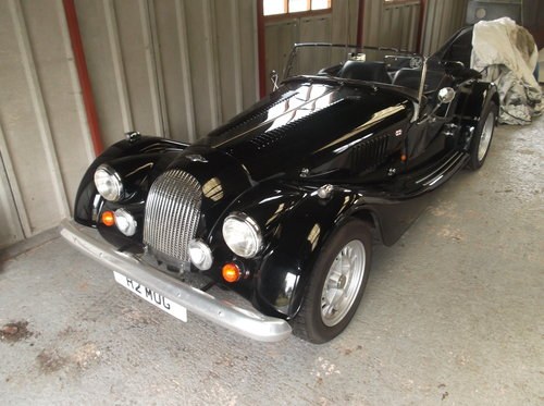 1991 +8 3.9 litre Non-catalyst Twin filler Black VERKAUFT