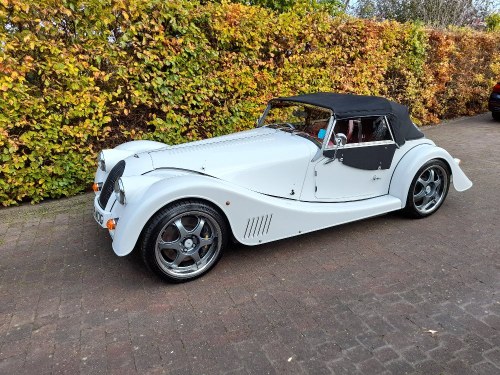 2012 Morgan Plus 8, white, red leather For Sale