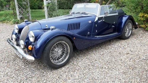 2016 Morgan Roadster 3.7 Blue metallic, Biscuit leather For Sale
