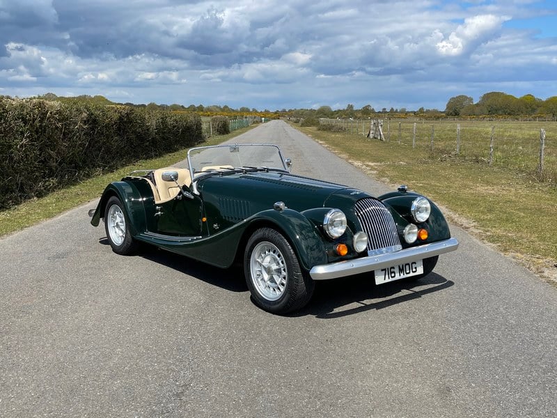 Morgan Plus 8 1993 Only 33,000 Miles MOG Number Plate