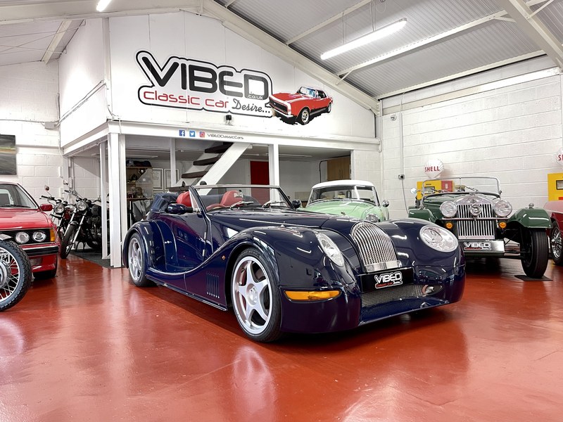 2002 Morgan Aero 8 - 1 2002 Morgan Aero 8 - 1