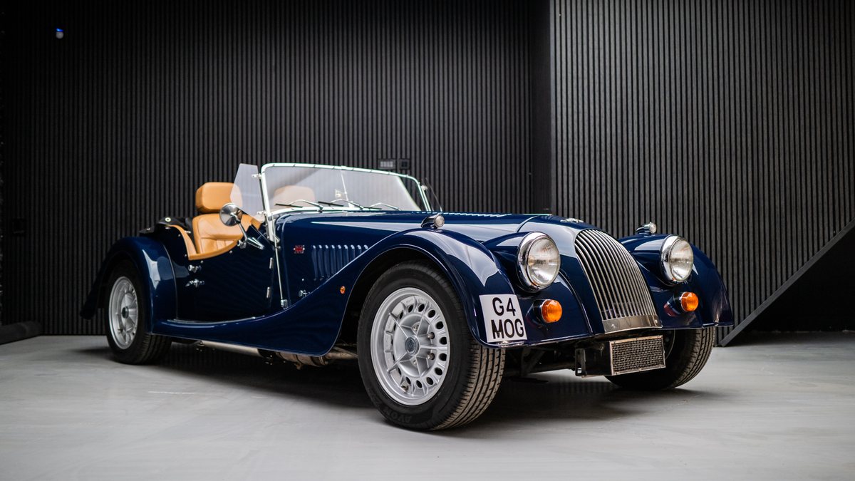 2001 Morgan Plus-8 Blue Manual, 5 speed Right Hand Drive in United ...